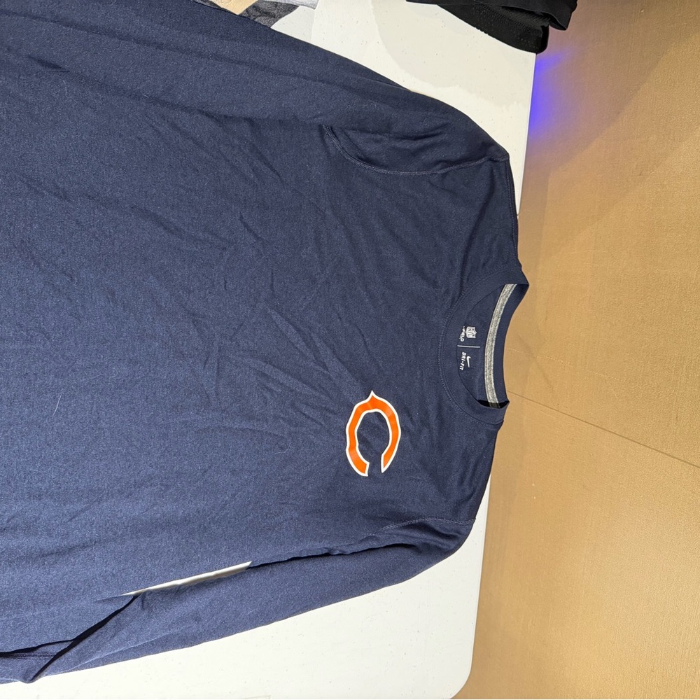 Men's Dark Blue Long Sleeve Shirt with Chicago Bears Logo